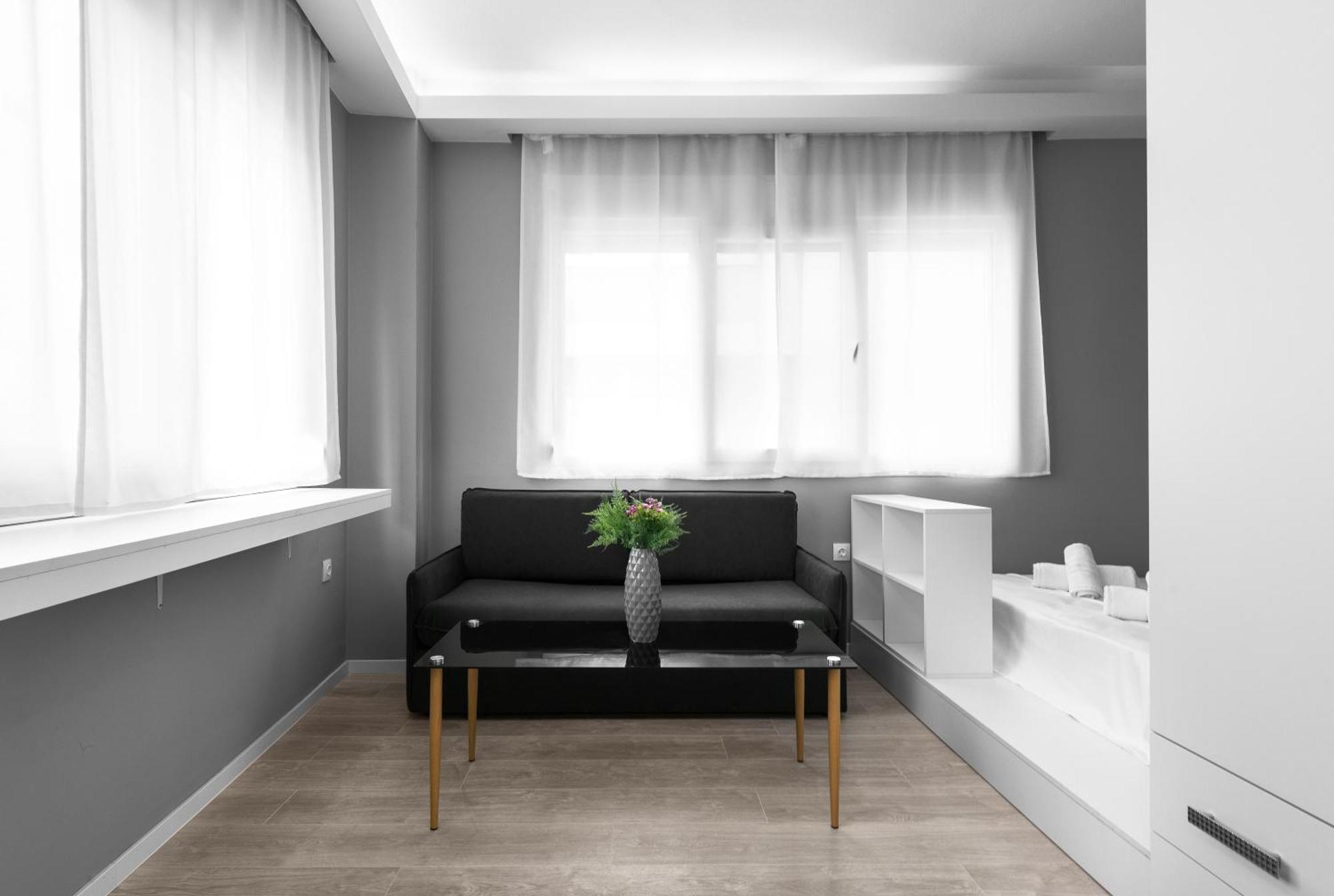 Denizen Boutique Apartments, Nilie Hospitality Mgmt Soluň Exteriér fotografie