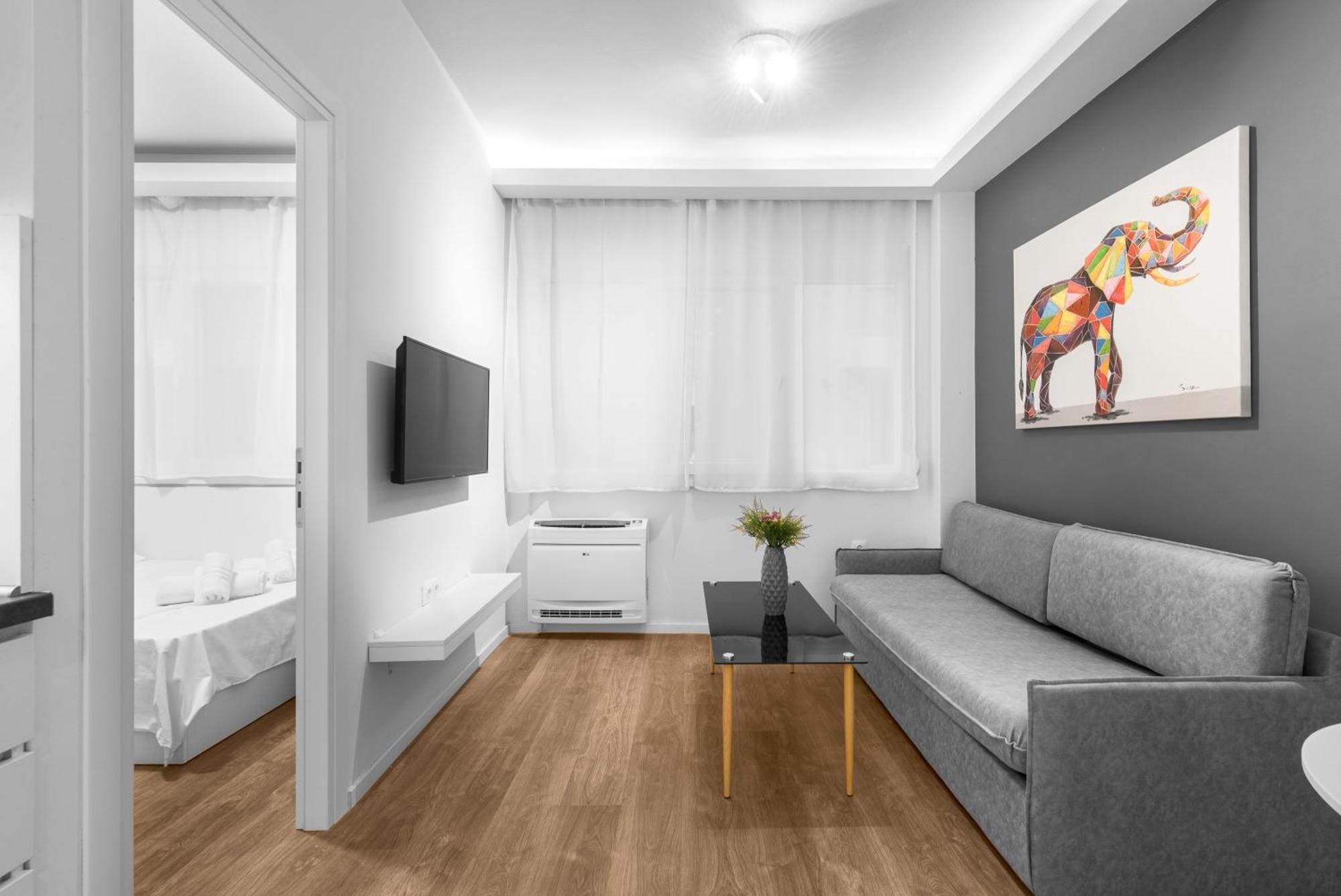 Denizen Boutique Apartments, Nilie Hospitality Mgmt Soluň Exteriér fotografie