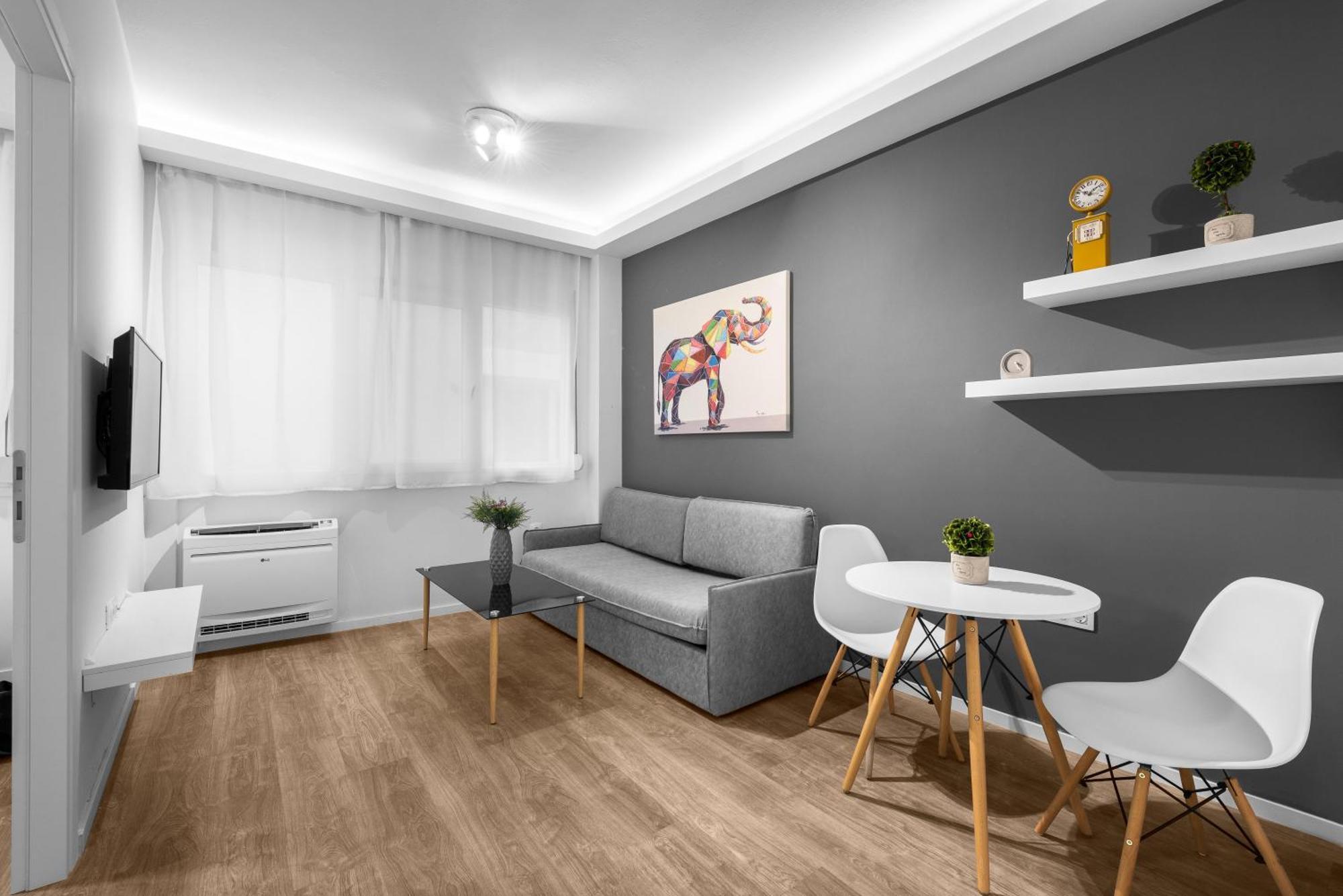Denizen Boutique Apartments, Nilie Hospitality Mgmt Soluň Exteriér fotografie